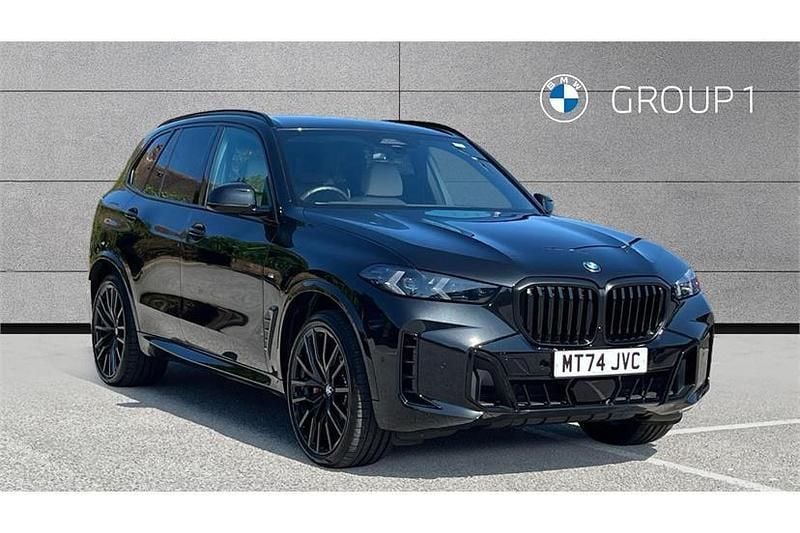 Black sapphire metallic paint Used 2025 BMW X5 M Sport SUV | £66,500 (Fair price) - Image 1/4