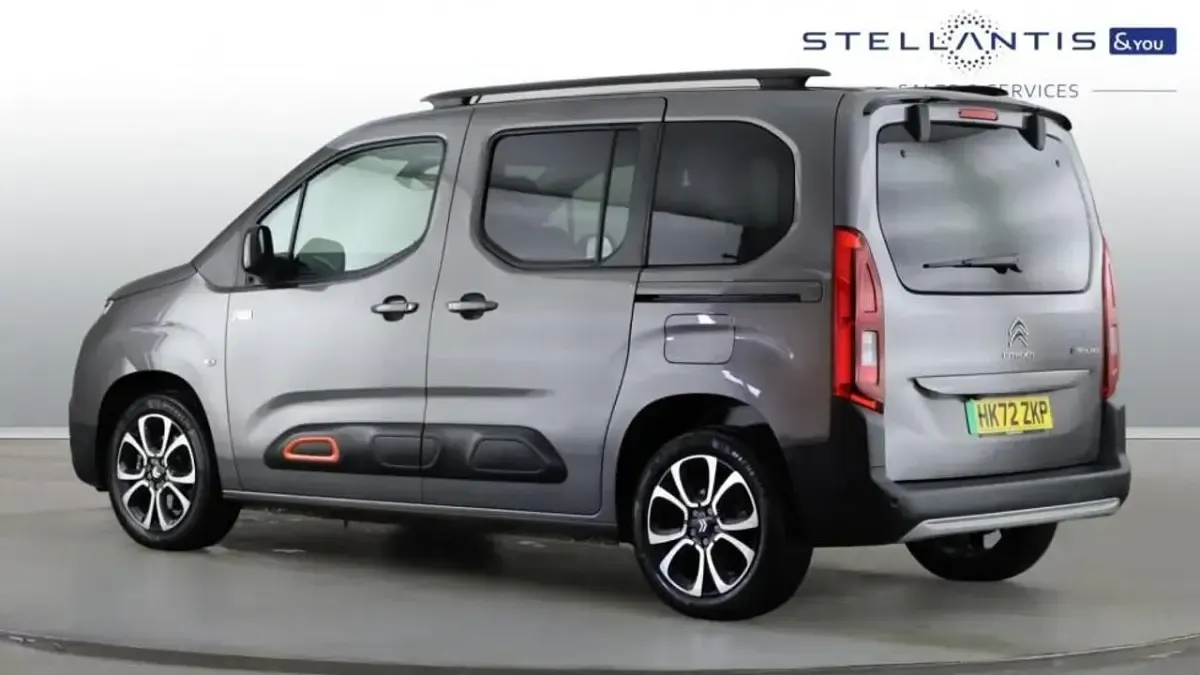Used Citroën Berlingo XTR 98 kW (134 HP) 2023 Grey MPV