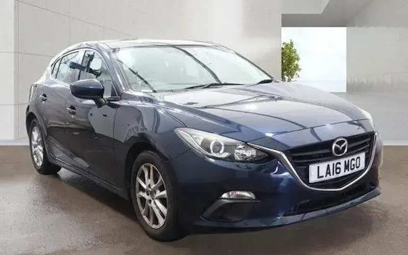 Used Mazda 3 120 HP (88 kW) 2016 Hatchback