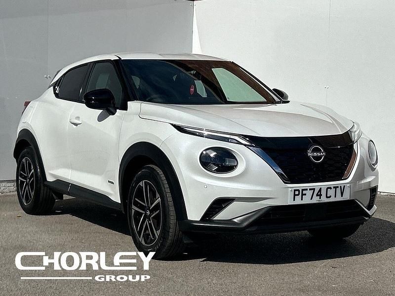 White Used 2024 Nissan Juke N-Connecta SUV | £20,916 (Fair price) - Image 1/4