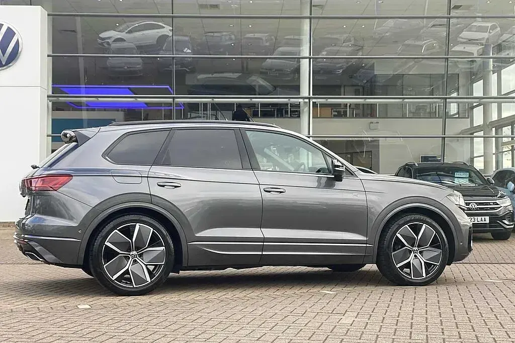 Used VW Touareg 286 HP (210 kW) 2025 SUV