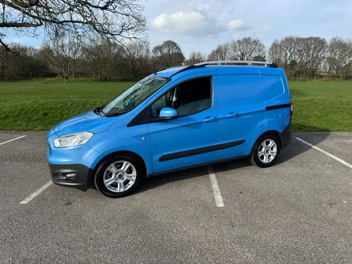 Used Ford Transit Trend 2015 Blue Van