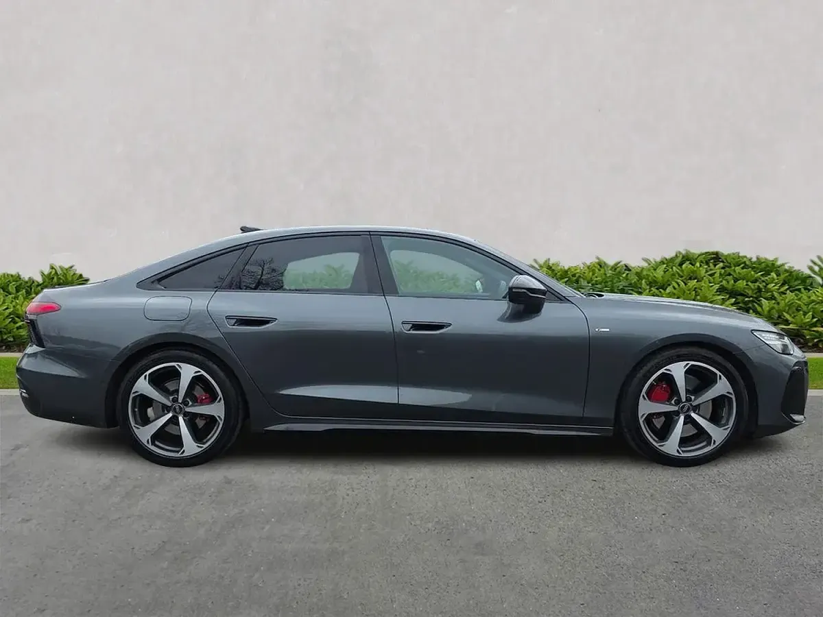 Used Audi A6 Advanced 204 HP (150 kW) 2026 Grey