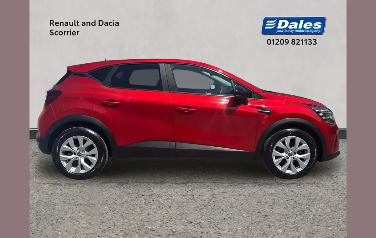 Used Renault Captur Iconic 138 HP (101 kW) 2021 Red SUV