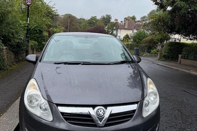 Grey Used 2010 Vauxhall Corsa Hatchback | £995 (Good price) - Image 1/1