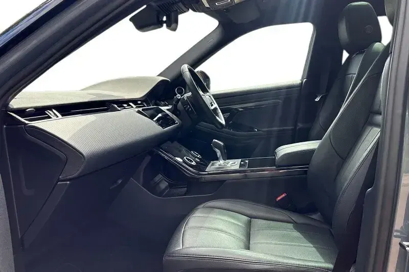 Used Land Rover Range Rover evoque 309 HP (227 kW) 2023 Grey SUV