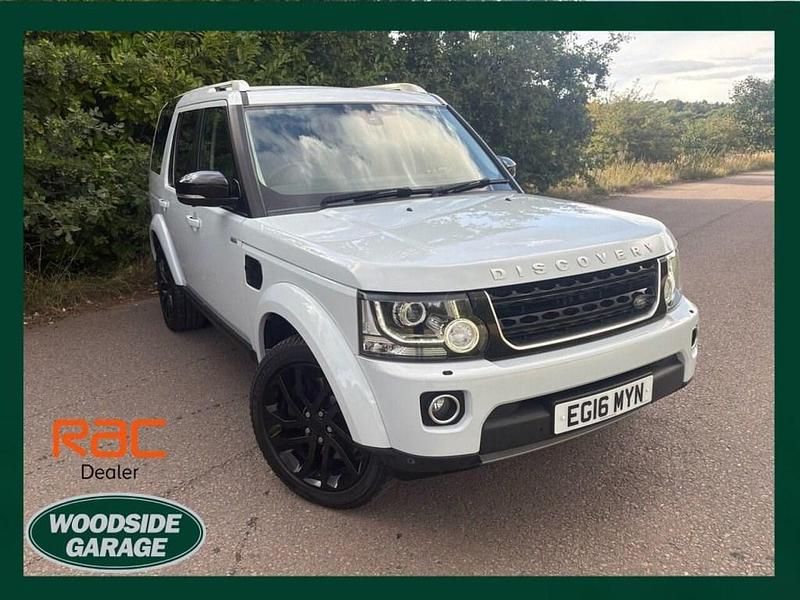 White Used 2016 Land Rover Discovery 4 Landmark SUV | £18,495 (Fair price) - Image 1/4