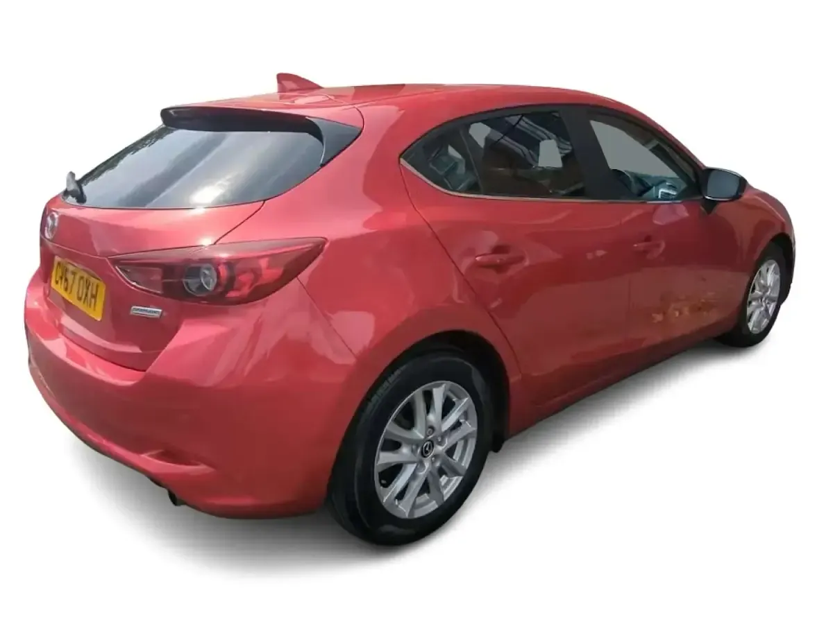 Used Mazda 3 121 HP (88 kW) 2018 Red Hatchback
