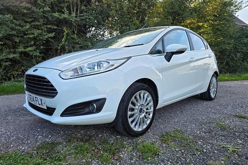 White Used 2014 Ford Fiesta Titanium Hatchback | £4,495 (Good price) - Image 1/1