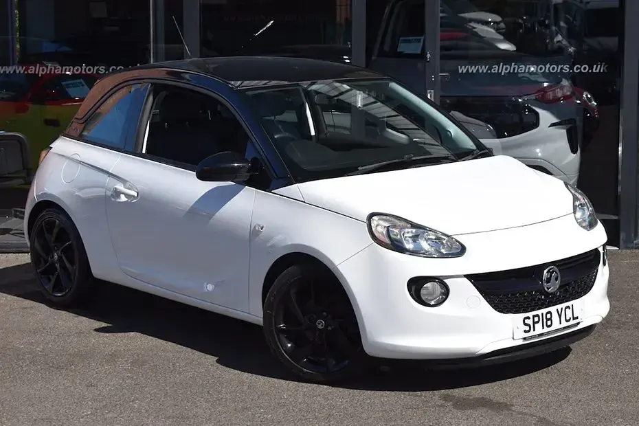 Second-hand Vauxhall Adam 2018 Alb Hatchback