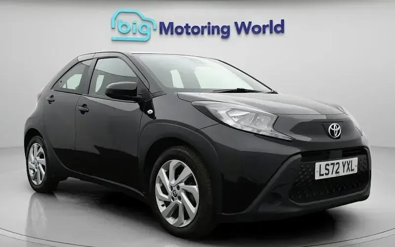 Second-hand Toyota Aygo X PURE 72 CP (52 kW) 2025 SUV