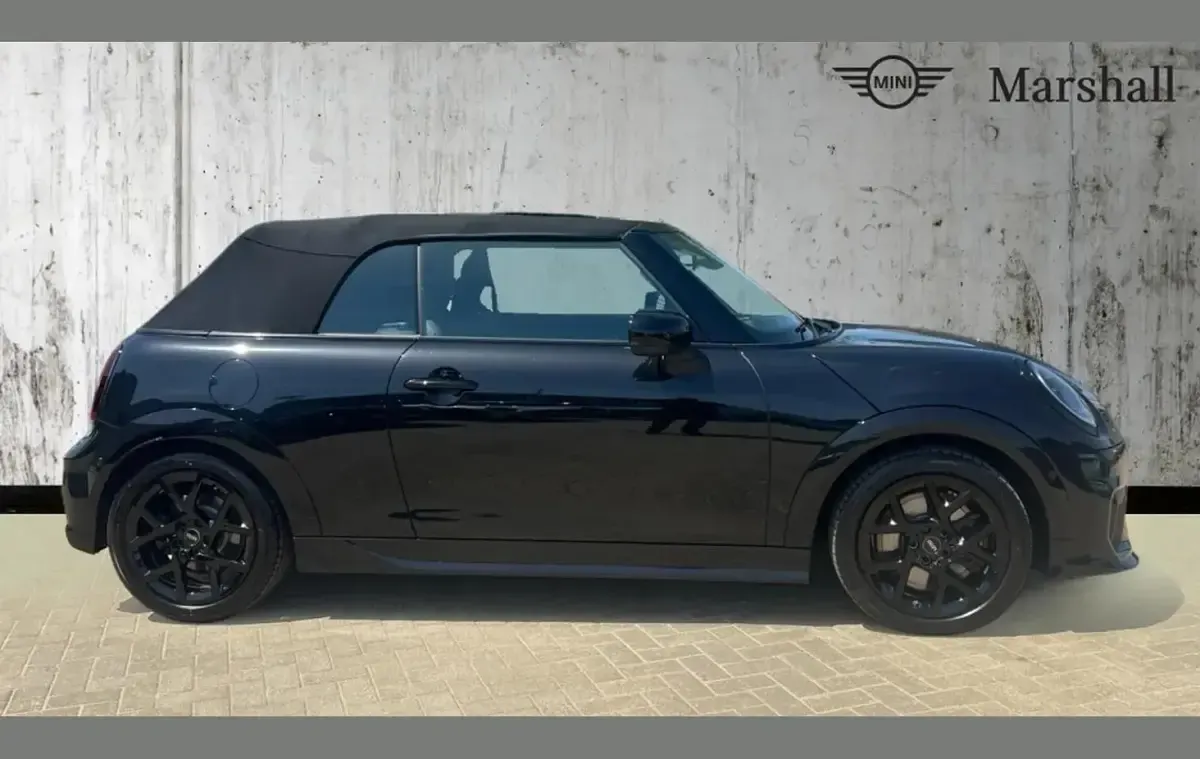 Used Mini Cooper Cabriolet Sport 161 HP (118 kW) 2025 Black Cabriolet