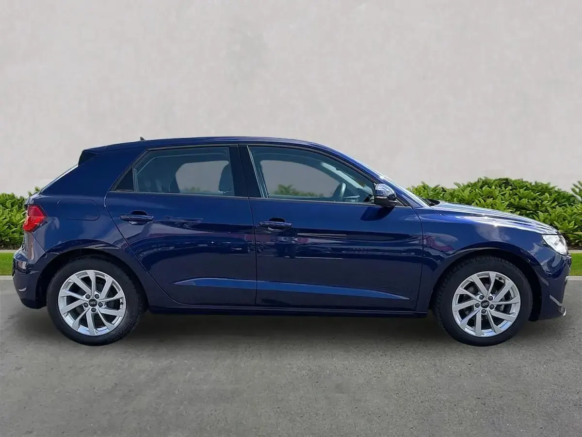 Used Audi A1 Sport 95 HP (69 kW) 2023 Blue SUV