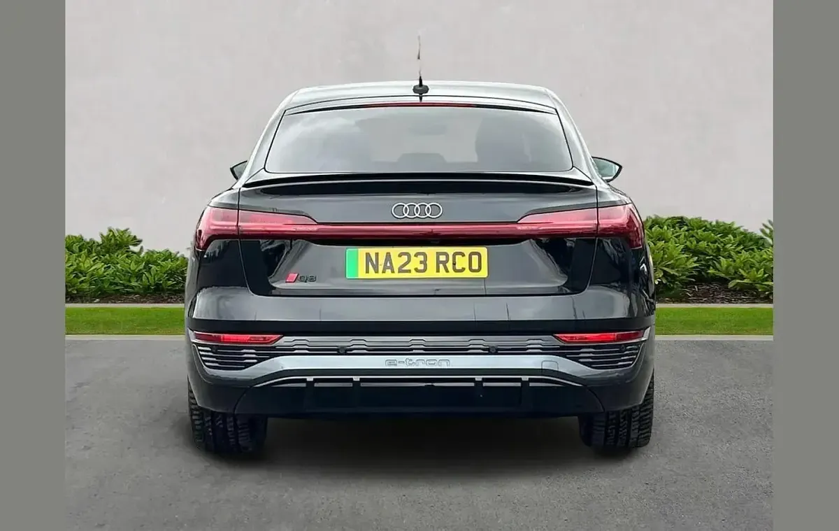 Used Audi Q8 e-tron S-Line 300 kW (408 HP) 2023 Black SUV