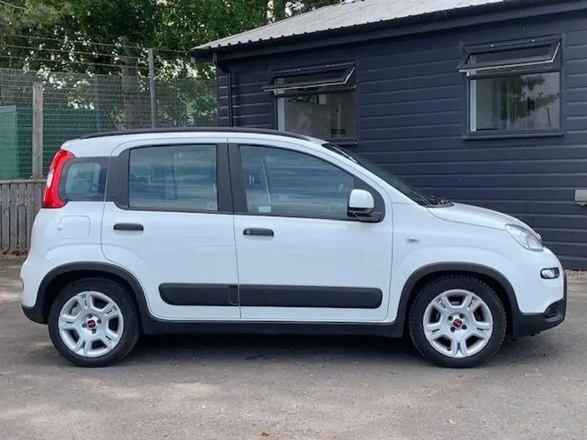 Used Fiat Panda City Life 70 HP (51 kW) 2023 White Hatchback