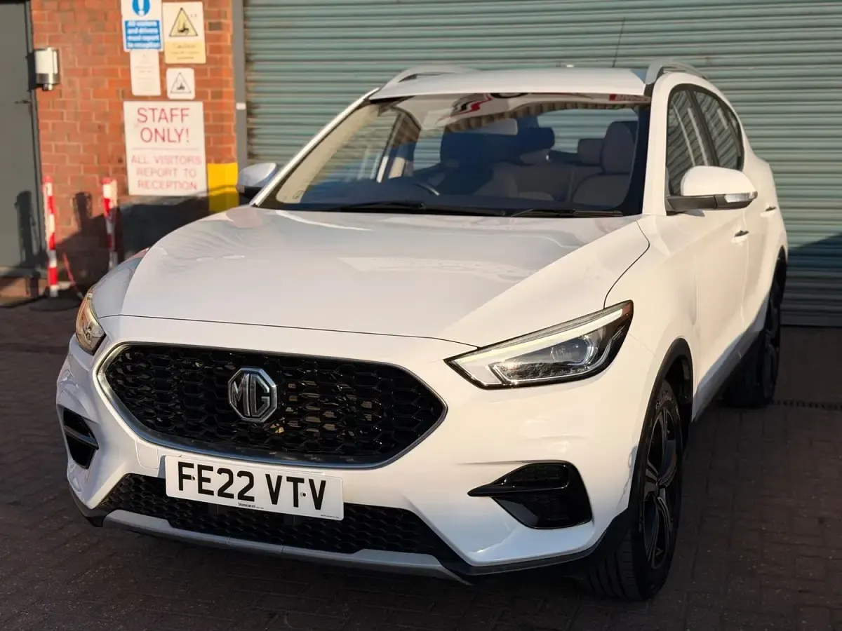 Used MG ZS Excite 106 HP (77 kW) 2022 White SUV