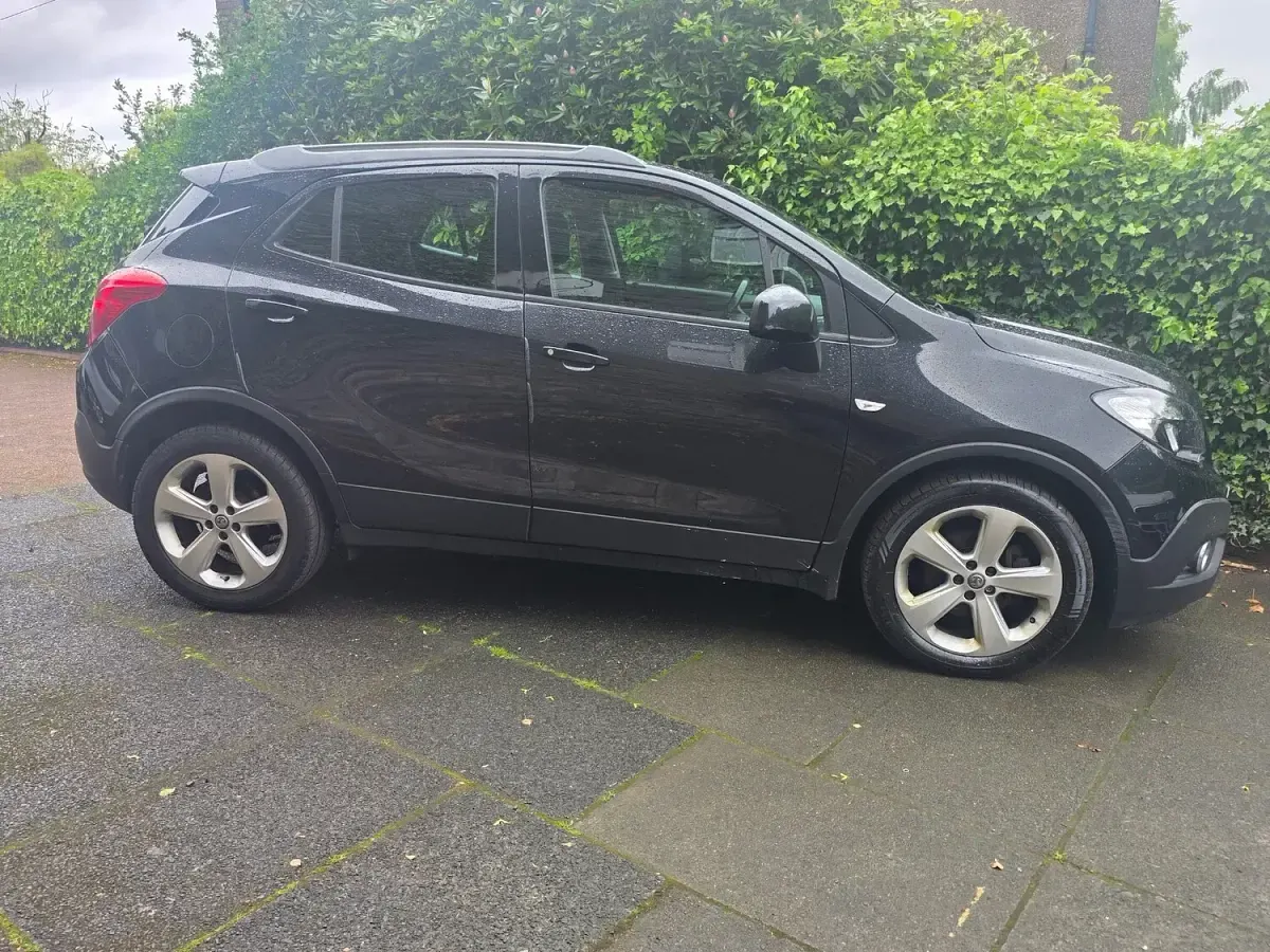 Used Vauxhall Mokka 115 HP (84 kW) 2015 Black SUV