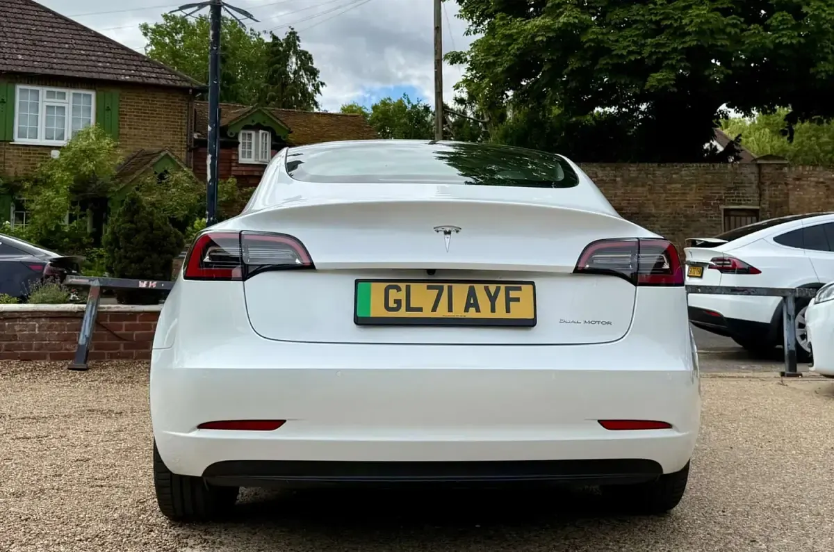 Used Tesla Model 3 Long Range AWD 366 kW (498 HP) 2021 White Sedan