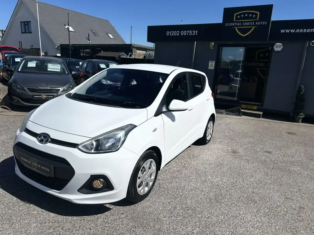 Usado Hyundai i10 SE 2015 Branco Citadino