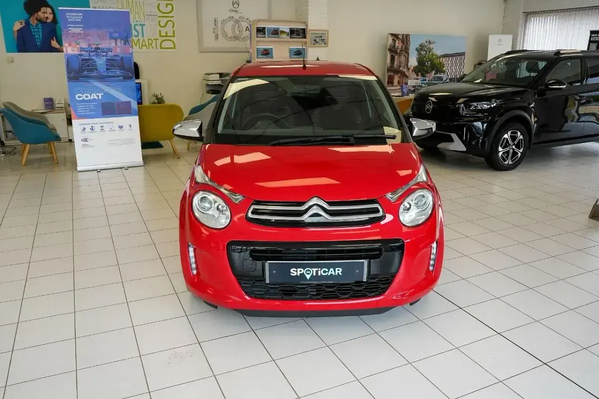 Used Citroën C1 Shine 71 HP (52 kW) 2021 Red Hatchback