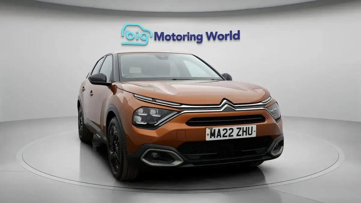 Used Citroën C4 Shine 131 HP (96 kW) 2022 Hatchback