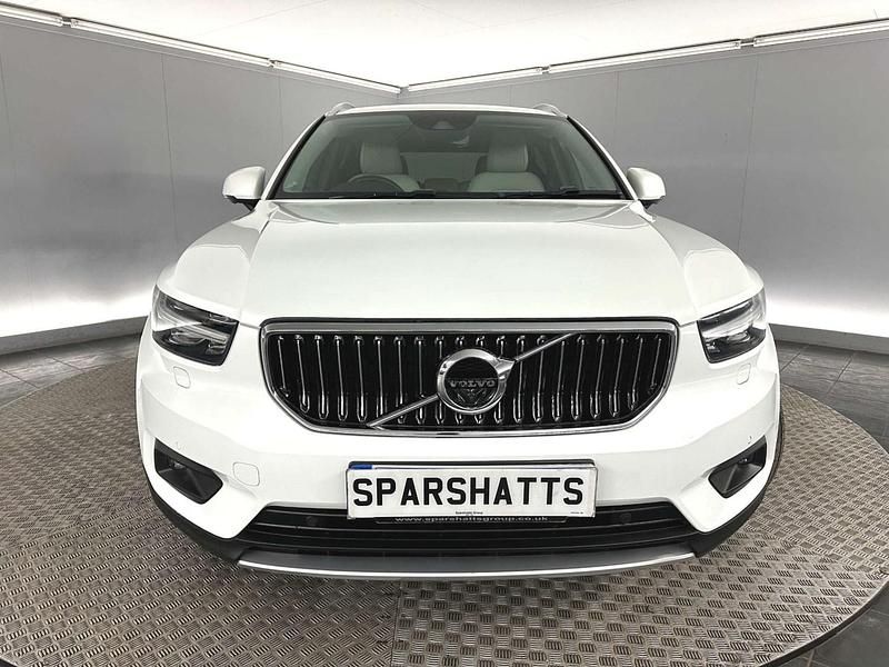 Used Volvo XC40 Inscription 190 HP (139 kW) 2020 White SUV