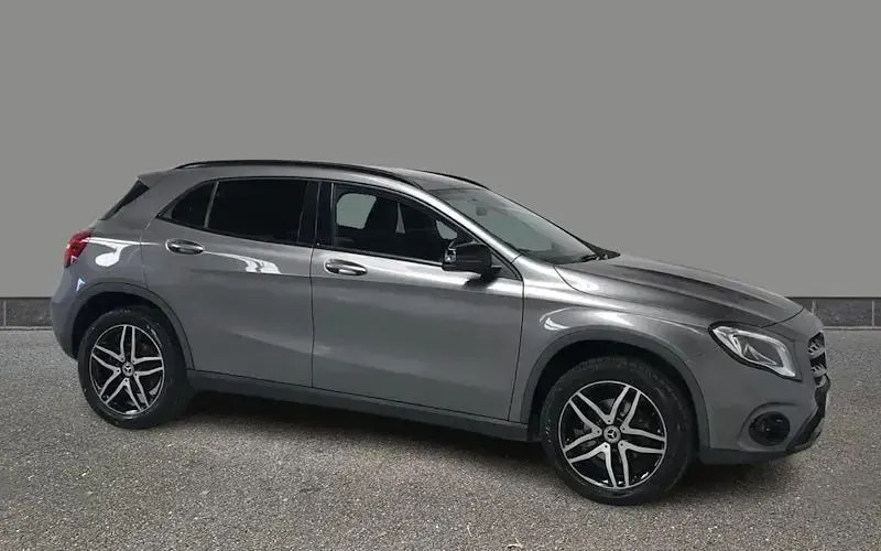 Used Mercedes GLA180 Urban 122 HP (89 kW) 2019 SUV