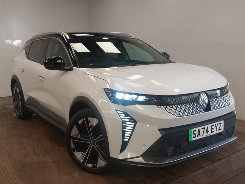 White Used 2024 Renault Scénic Techno MPV | £28,498 (Fair price) - Image 1/4