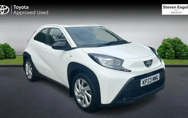 Used Toyota Aygo X PURE 72 HP (52 kW) 2023 SUV