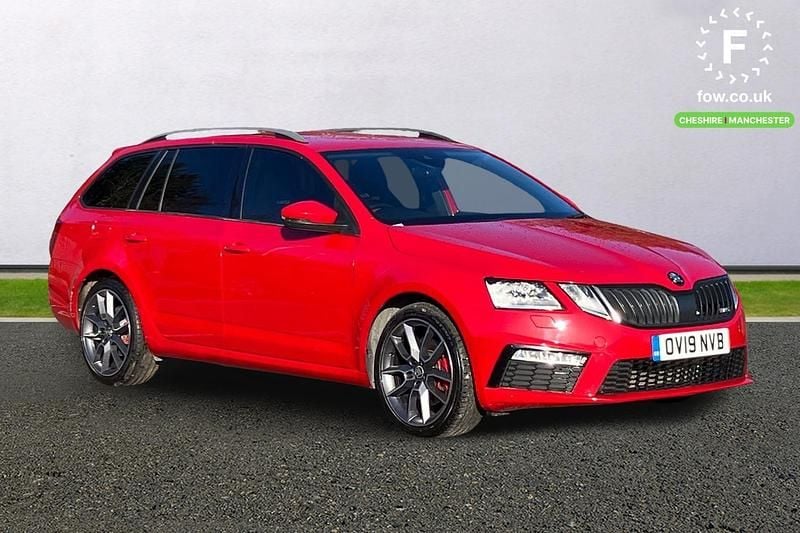 Red Used 2018 Skoda Octavia vRS Estate | £16,199 (Fair price) - Image 1/4