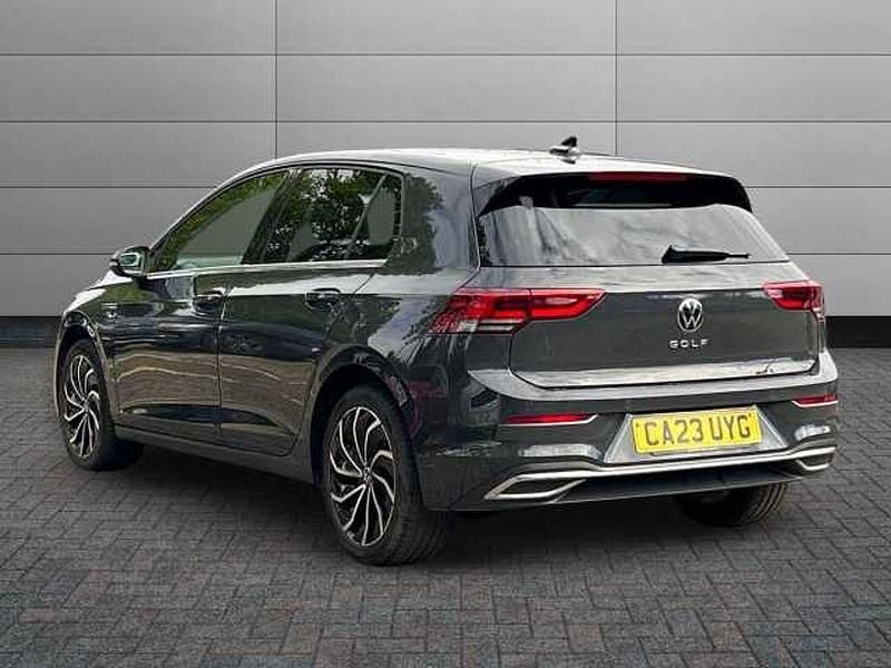 Used VW Golf VIII Edition 150 HP (110 kW) 2023 Grey Hatchback