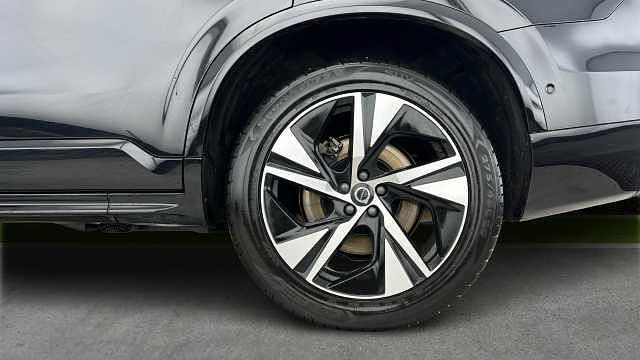 Used Volvo XC90 Plus 235 HP (172 kW) 2022 SUV