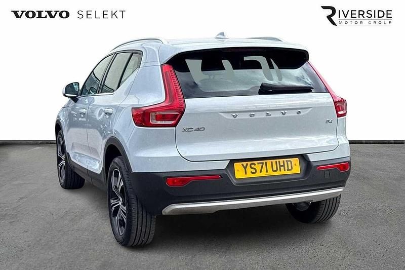 Used Volvo XC40 Inscription 2021 Silver SUV