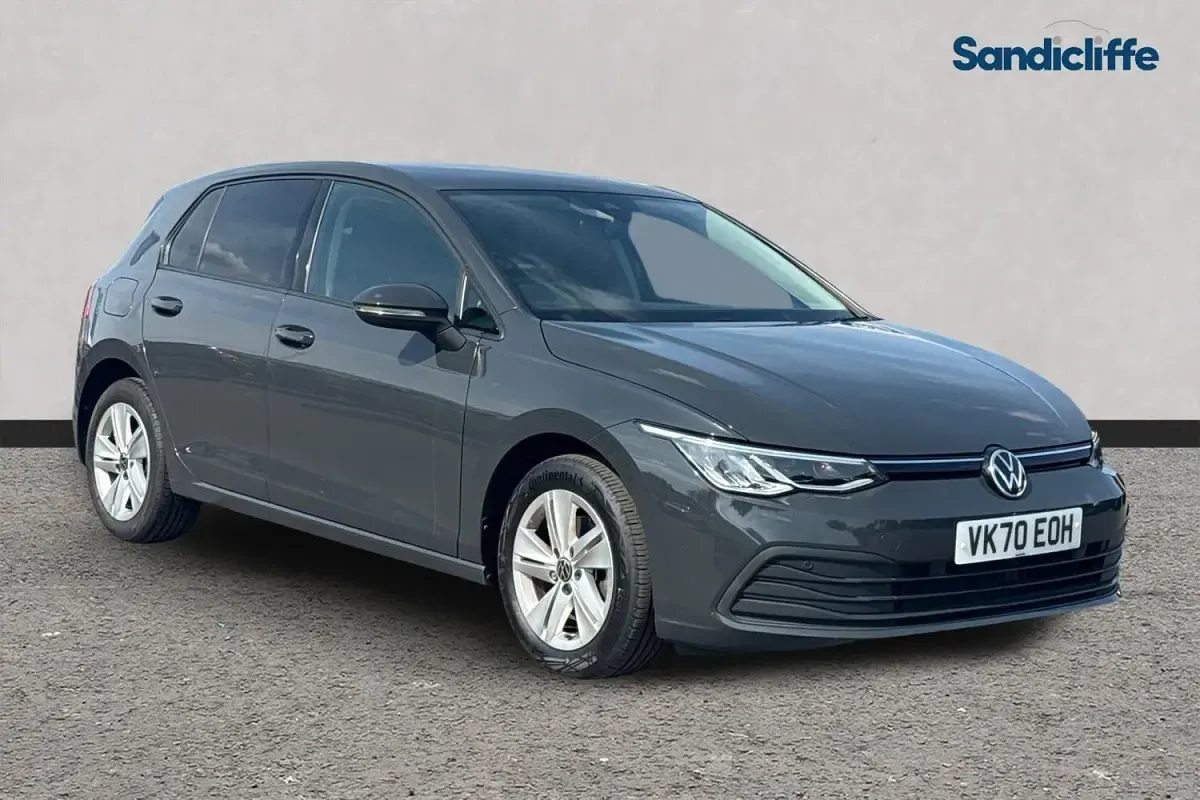 Used VW Golf VIII Life 150 HP (110 kW) 2023 Hatchback