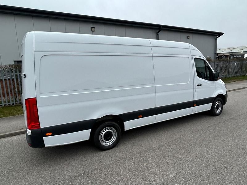 Used Mercedes Sprinter Progressive 2022 White Van