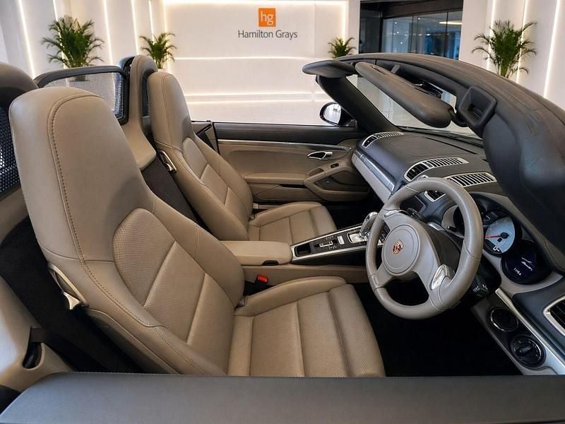 Begagnad Porsche Boxster 315 HK (231 kW) 2013 Svart Cab