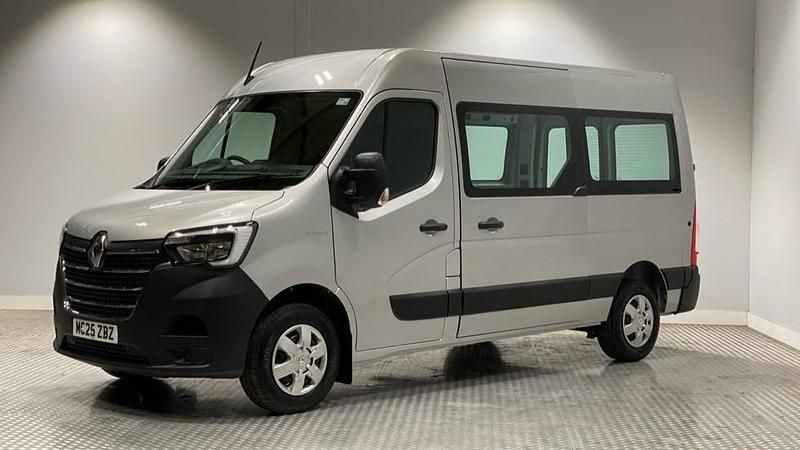 Ny Renault Master 2025 Grå Minibuss