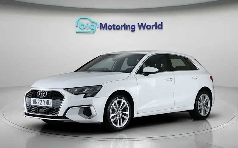 Used Audi A3 Sportback Sport 116 HP (85 kW) 2018 Hatchback