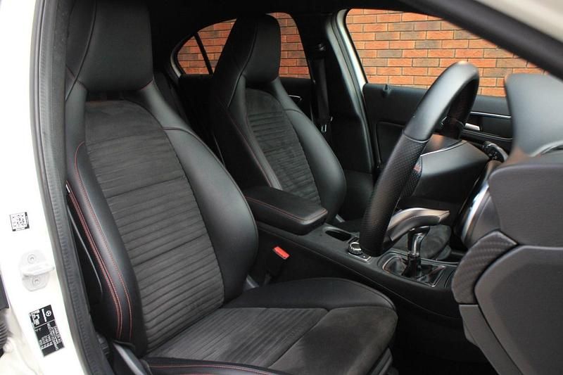 Used Mercedes A180 AMG line 2017 White Hatchback