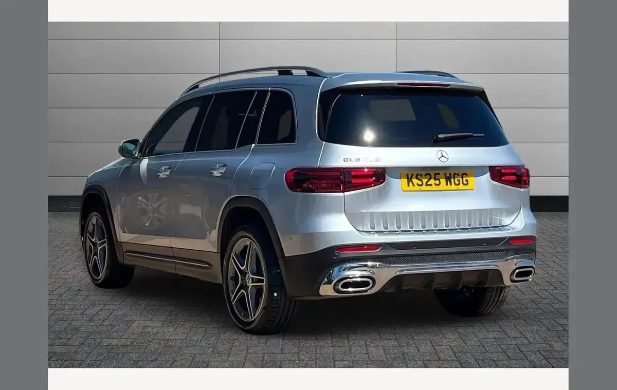 Used Mercedes GLB200 Executive 161 HP (118 kW) 2025 Silver SUV