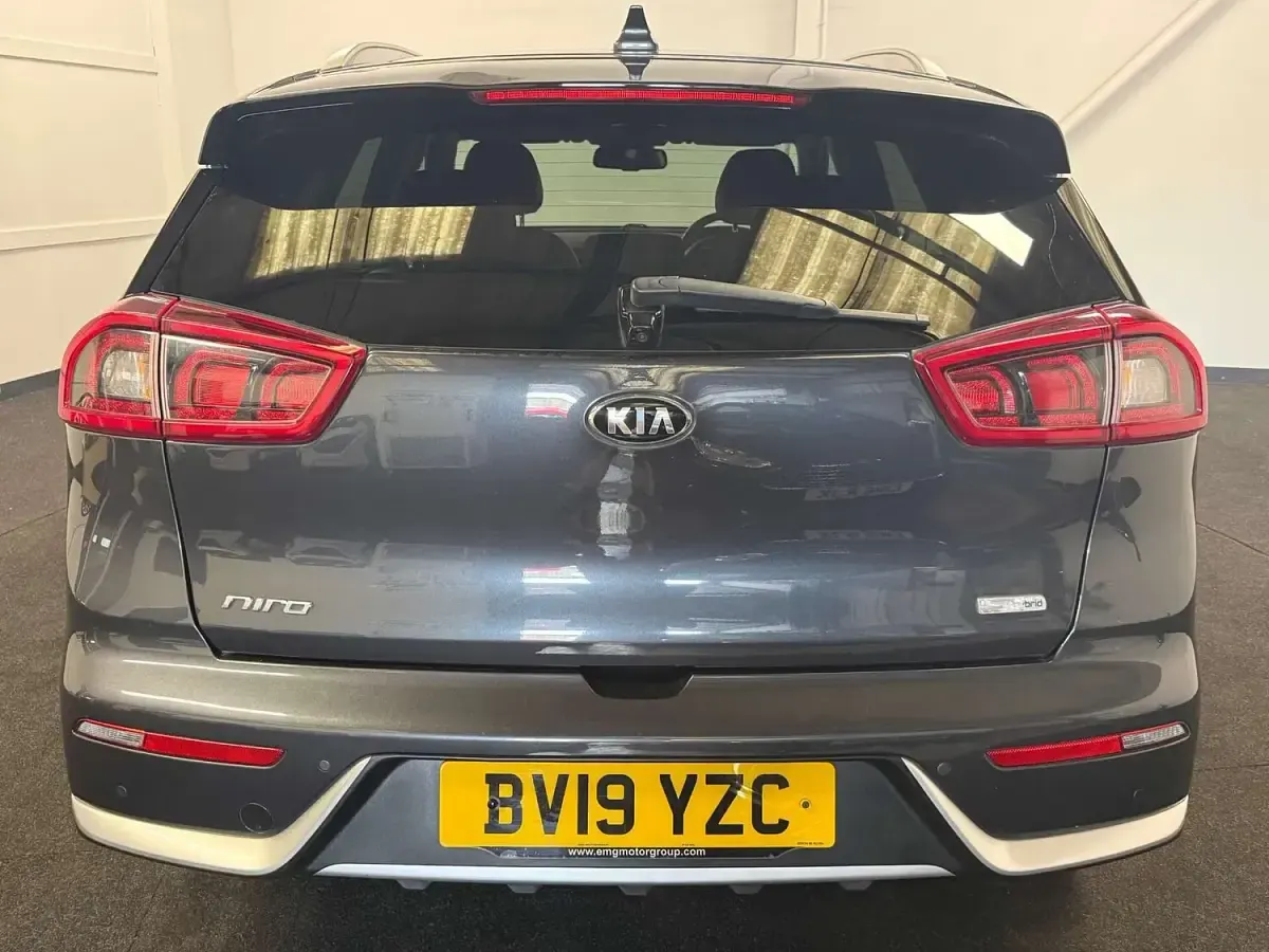 Used Kia Niro 141 HP (103 kW) 2019 Grey SUV