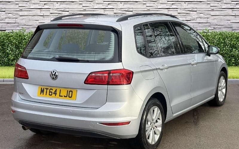 Used VW Golf VII SE 110 HP (80 kW) 2016 Hatchback