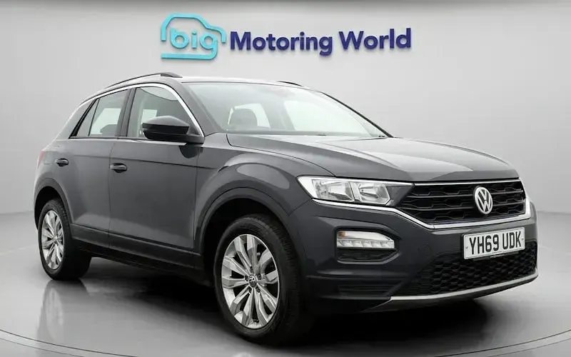 Used VW T-Roc SE 116 HP (85 kW) 2019 SUV