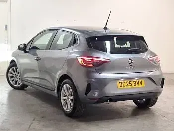 Used Renault Clio Evolution 90 HP (66 kW) 2025 Grey Hatchback