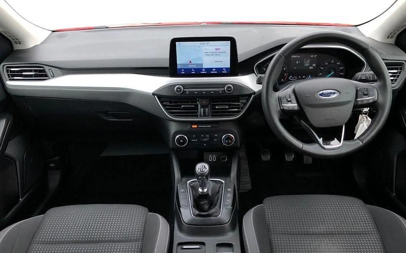 Usado Ford Focus Zetec 125 HP (91 kW) 2021 Vermelho Citadino