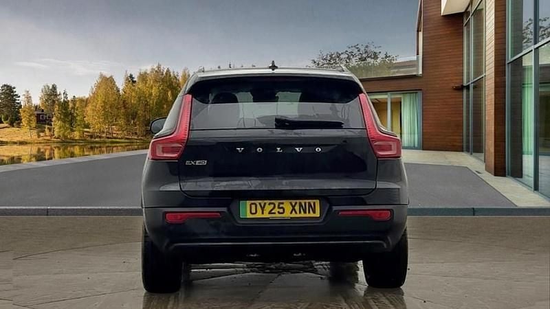 Used Volvo EX40 Ultra 77 kW (106 HP) 2025 SUV