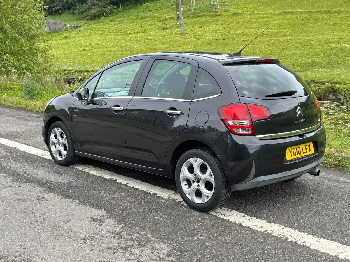 Used Citroën C3 Exclusive 2010 Black Hatchback