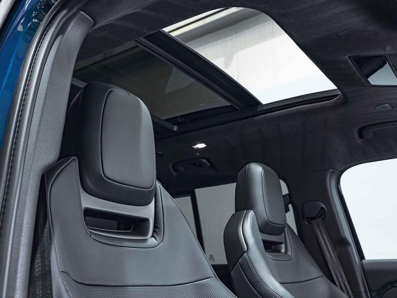 New Land Rover Defender S 635 HP (467 kW) 2025 Blue SUV