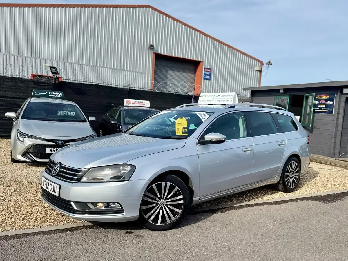 Used VW Passat Sportline 140 HP (102 kW) 2012 Silver Estate