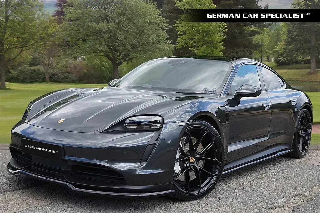 Usado Porsche Taycan 300 kW (408 HP) 2022 Cinzento Sedan